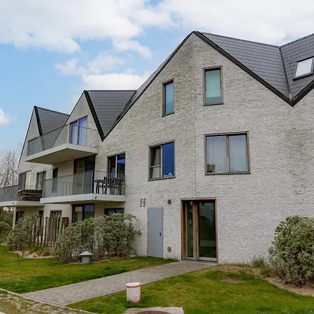 Huswell - Spacious Top-floor With Private Parking Lägenhet Middelkerke